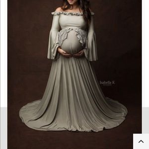 Mii-Estilo Maternity Photoshoot Gown Size Medium